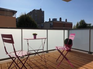 Home staging pièce à vivre appartement vide - balcon